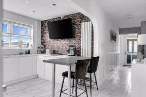 Photo 17- click for photo gallery